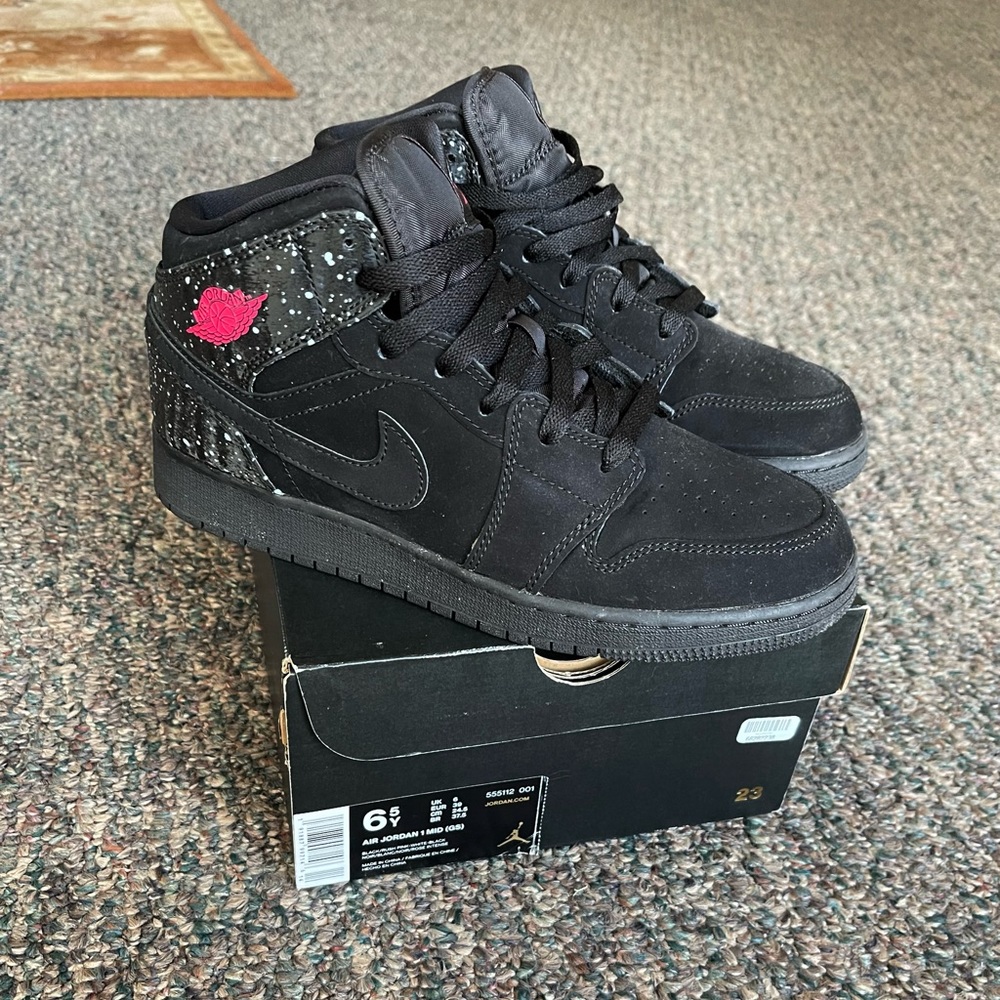 Air Jordan 1 Mid